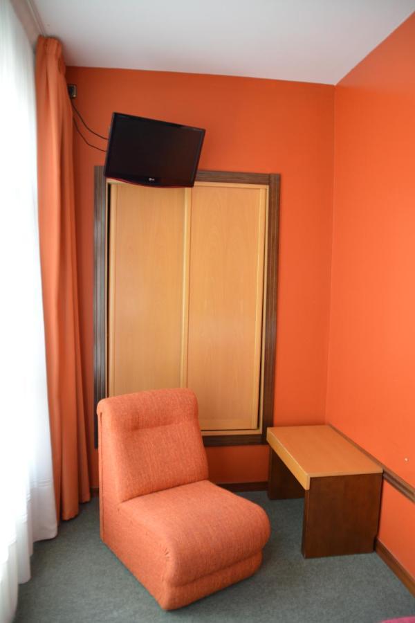 Loop Hotel *